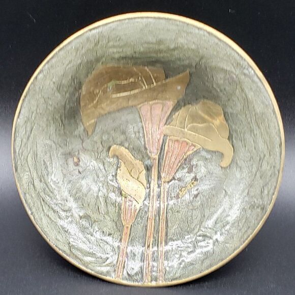 Rosenthal Netter Vintage 1970s Enameled Lily Flowers Brass 5.5" Pedestal Bowl - Picture 2 of 12